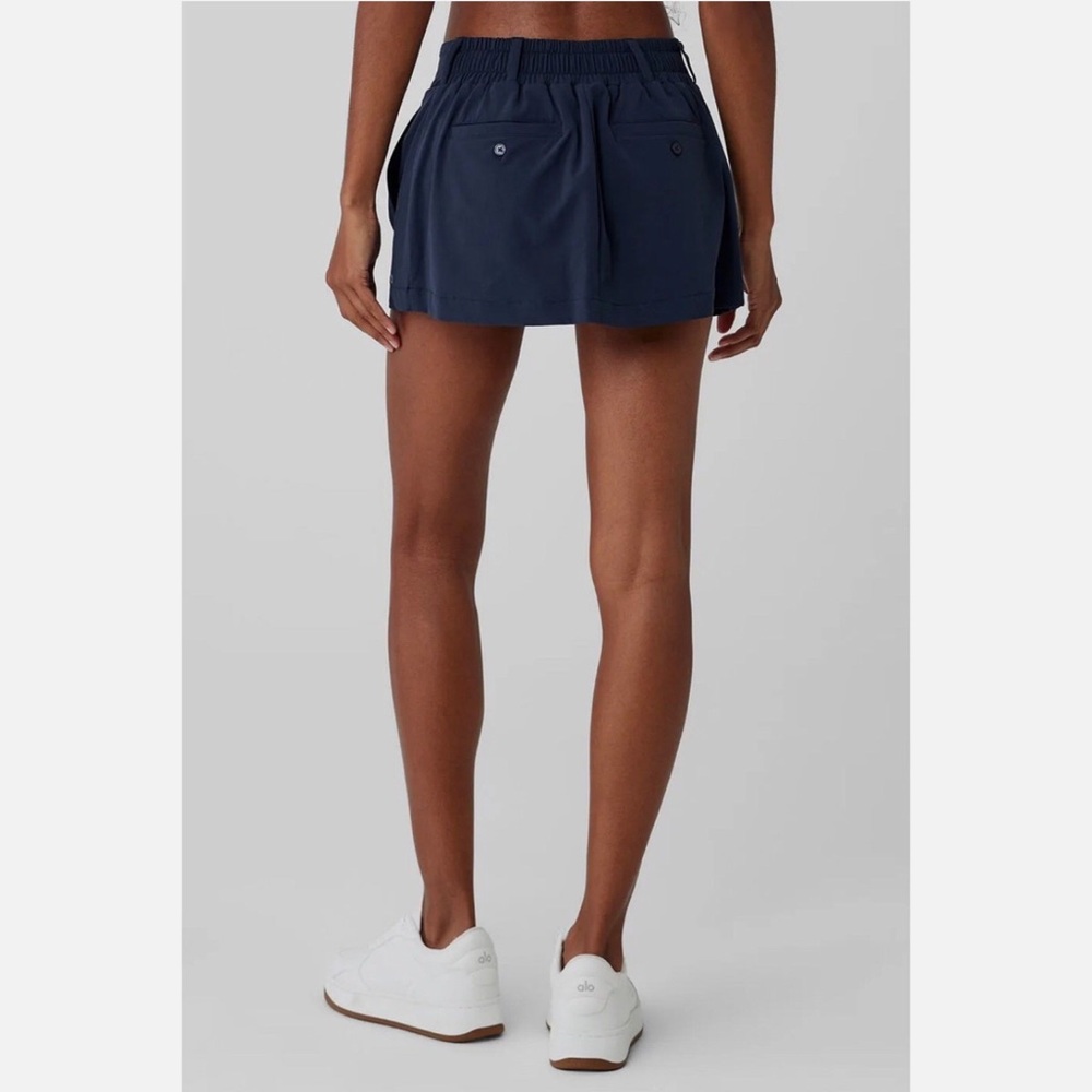 ALO Yoga fan club mini skirt size XS color navy blue like a new - Picture 5 of 8